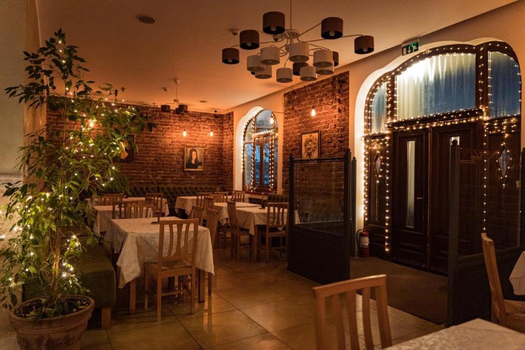 Casa Del Sole Hotel Alba Iulia Buitenkant foto