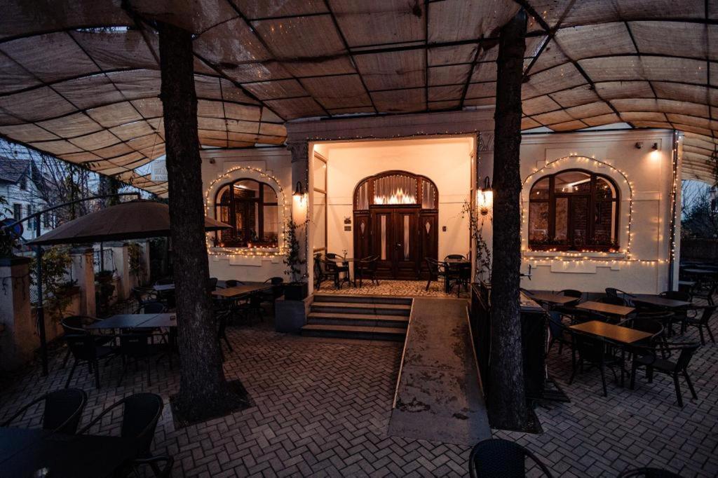 Casa Del Sole Hotel Alba Iulia Buitenkant foto